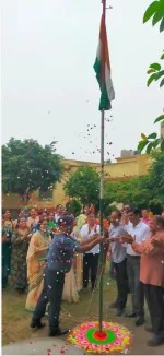 पं. जीबी पंत इंटर कालेज व आर्य कन्या इंटर कॉलेज में स्वतंत्रता दिवस धूमधाम से मनाया गया