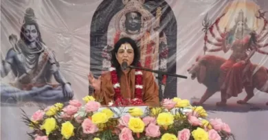 चैती परिसर में आयोजित श्रीराम कथा अमृतपान करने बड़ी संख्या में पहुंचे श्रद्धालु