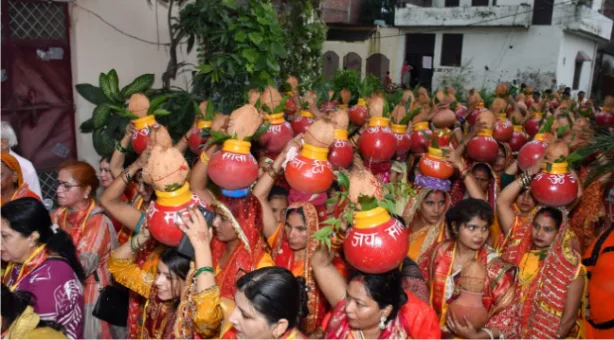 सावन अष्टमी की पूर्व संध्या पर श्री माता चिंतपूर्णी मंदिर से निकली भव्य कलश यात्रा