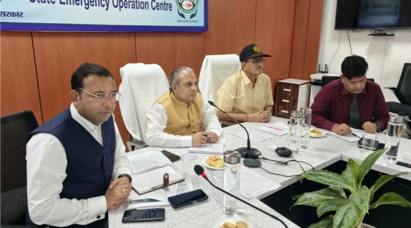 ग्लेशियर झीलों से उत्पन्न होने वाले संभावित खतरों पर निगरानी