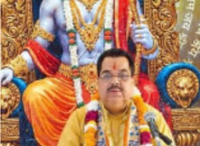 श्रीरामलीला मैदान में श्रीरामकथा श्रवण के लिए पहुंच रहे बड़ी संख्या में रामभक्त