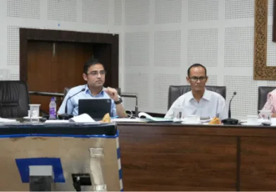 ग्राम्य विकास विभाग द्वारा जनपद में संचालित कार्याे की विस्तृत समीक्षा की