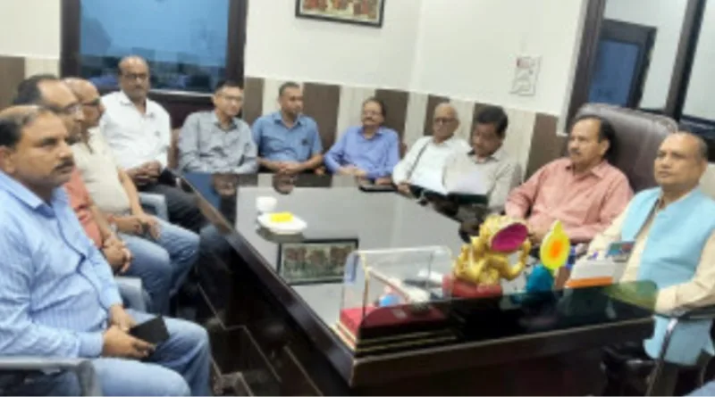 नगर में अंतरराष्ट्रीय वैश्य महासम्मेलन की जिला एवं महानगर शाखाा पदाधिकारियों की बैठक सम्पन्न