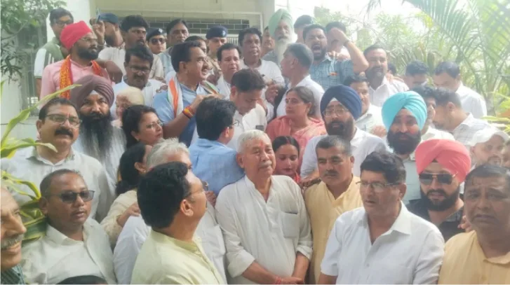 कांग्रेसियों ने मुख्य चुनाव आयुक्त ज्ञानेश कुमार के खिलाफ किया प्रदर्शन