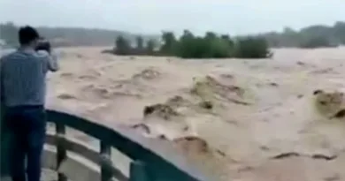 बारिश के बीच कोसी नदी का जलस्तर एक बार फिर तेजी से बढ़ रहा