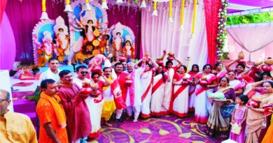 काशीपुर पंडित दीनदयाल पार्क मे मां दुर्गा पूजा उत्सव का शुभारंभ