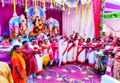 काशीपुर पंडित दीनदयाल पार्क मे मां दुर्गा पूजा उत्सव का शुभारंभ