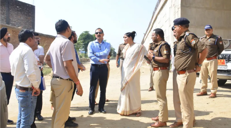 मेलाधिकारी एवं पुलिस महानिरीक्षक कुम्भ मेला हरिद्वार द्वारा एन0एच0ए0आई0 के साथ निर्माणाधीन रिंग रोड का संयुक्त निरीक्षण