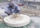 दीपावली का त्यौहार आते ही बढ़ गयी मिट्टी के दीये मांग